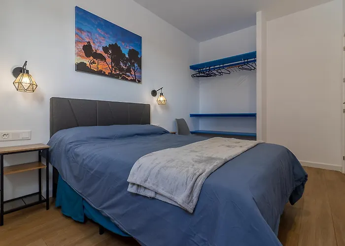 Ares I 15 Min Walk Theatre , Pet Friendly Crib Мерида